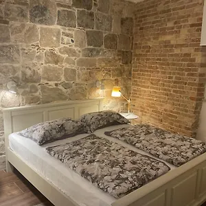 https://casa-vita-city-4-star-studio-apartment.splithotels.org