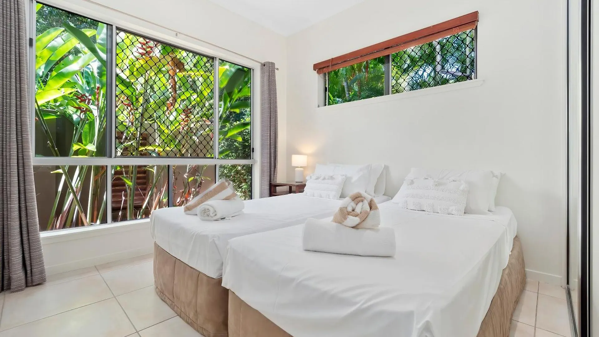 Aurelia 3 Bedroom Holiday Home Palm Cove
